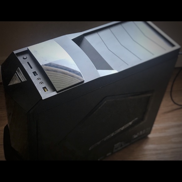 Gaming PC - Picture 4 of 5